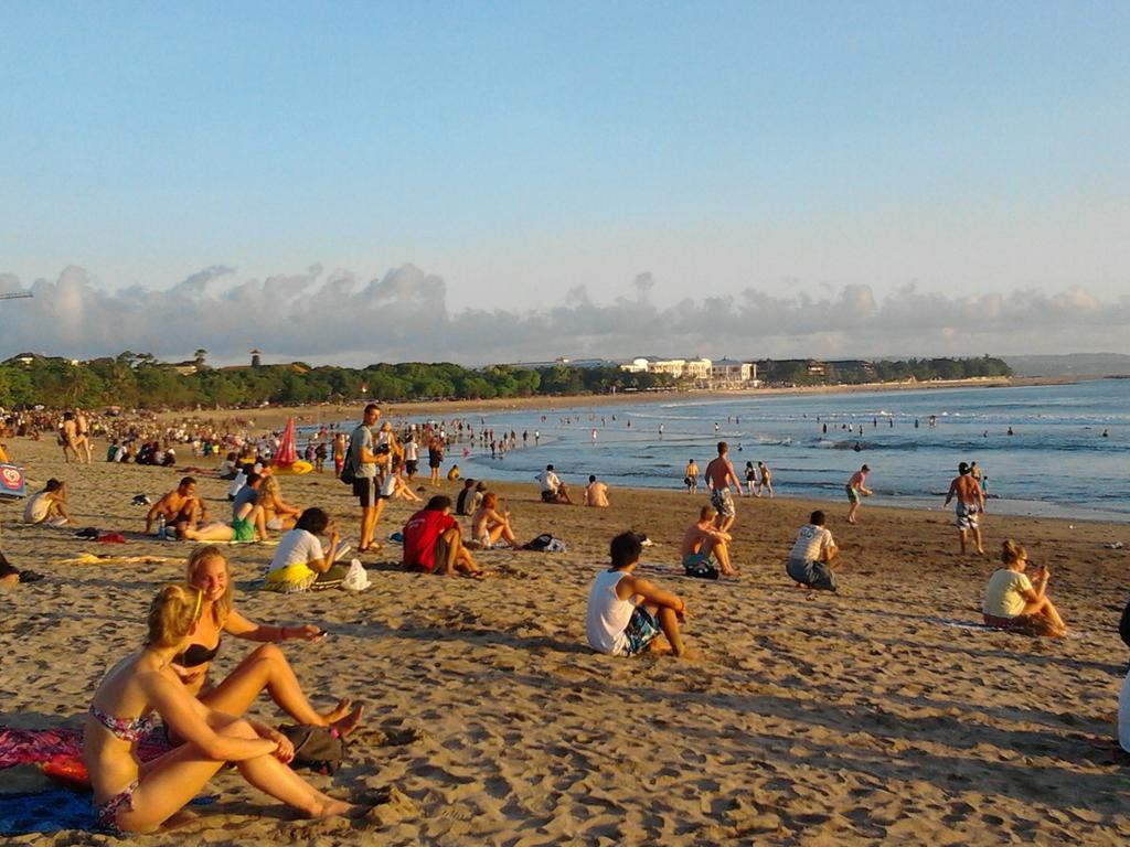 Graha Chania Legian Kuta Lombok Exterior foto